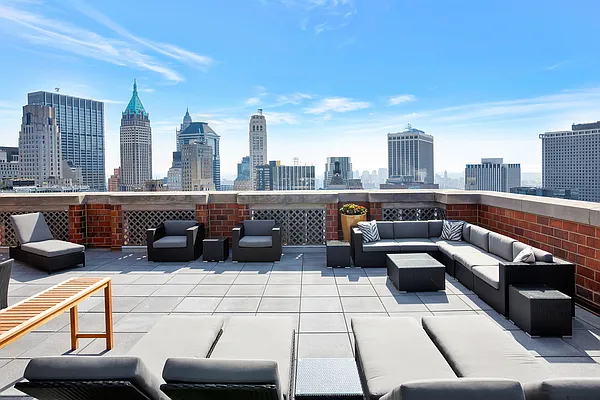 Rented by New York Residence | media 61