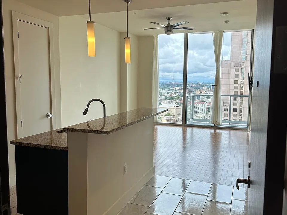 610 E Market St #2604