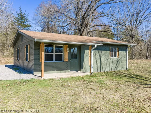 10218 Revis Pl, Mountainburg, AR 72946