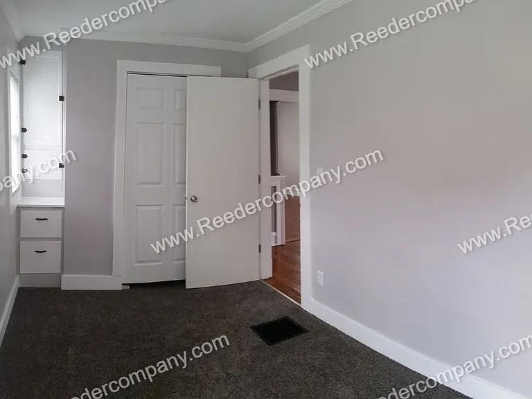 204 W Sigler St — Photo 5