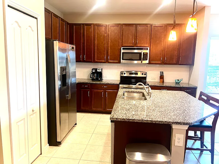 14533 Sonoma Blvd — Photo 9