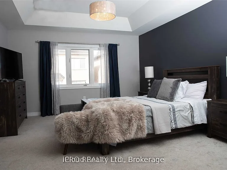 5 Chesterwood Cres — Photo 7