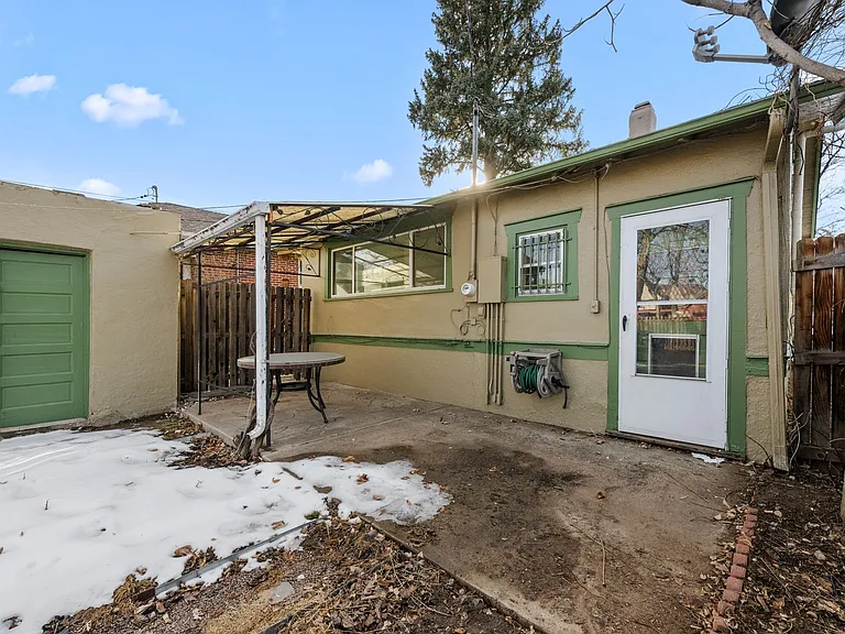 2058 S Corona St — Photo 35