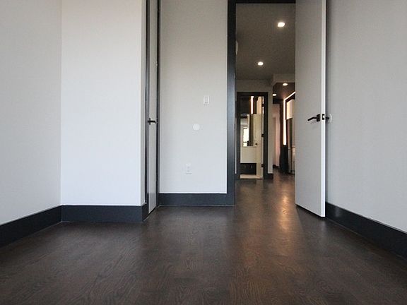 2nd image of 205 Johnson Ave APT 1M