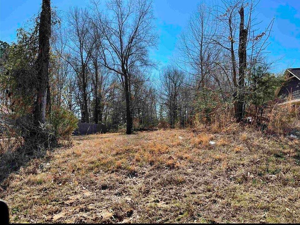 1st image of 6913 Woodmere Ct