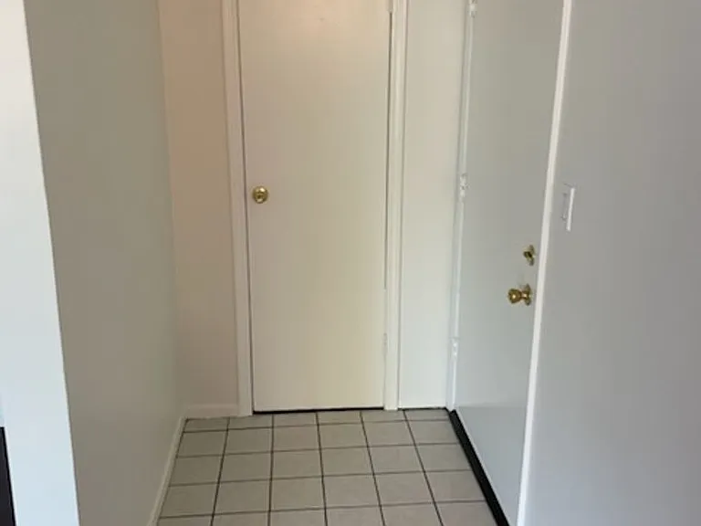 Apt 7222 Whittier — Photo 12