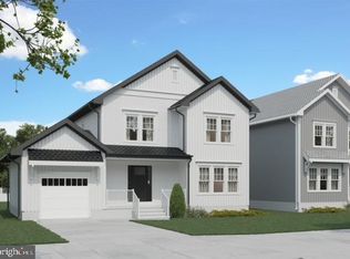 11 Center St, Collingswood, NJ 08108