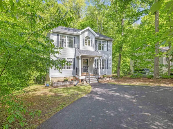 7 Ashcake Ter, Palmyra, VA 22963