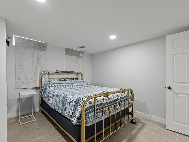 37010 Calka Dr — Photo 32