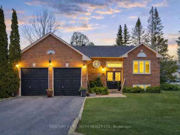 64 Royal Beech Dr, Wasaga Beach, ON L9Z 1H3