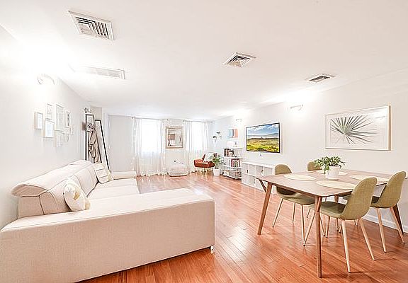 4th image of 47 Irving Pl #Gf