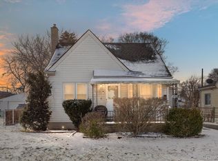 14970 Veronica Ave, Eastpointe, MI 48021
