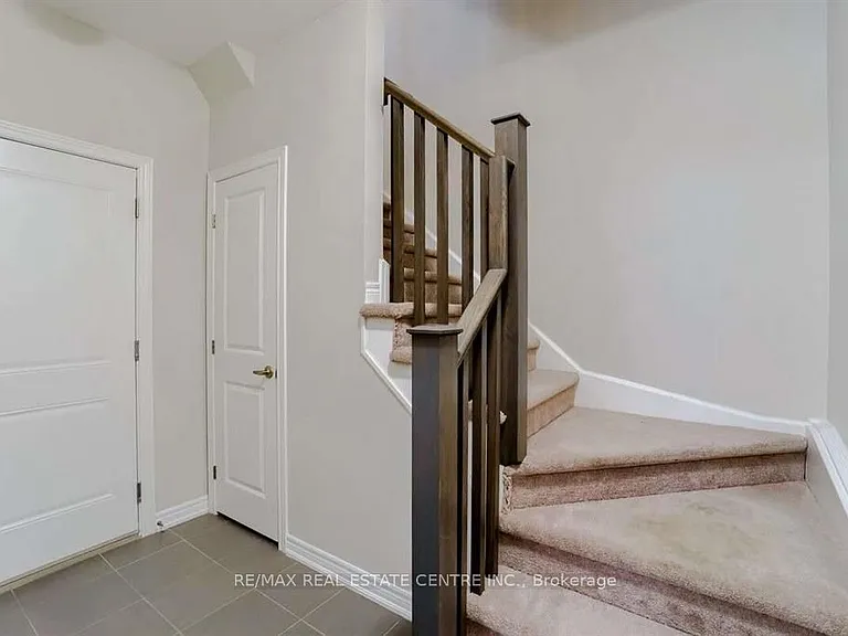7 Waterview Dr — Photo 13
