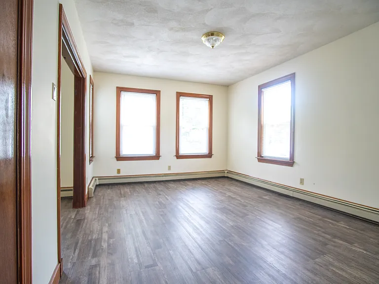 2 Lynnville Ter #2 — Photo 8