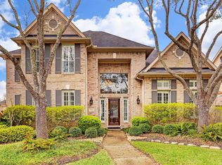 5506 Deerbourne Chase Dr, Sugar Land, TX 77479