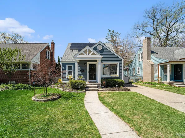 132 S Wilson Ave, Royal Oak, MI 48067
