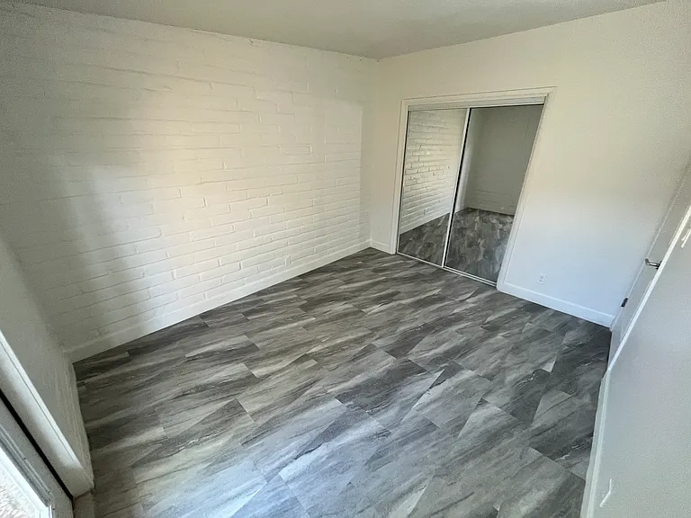 2853-2939 N Euclid Ave #2855 — Photo 17