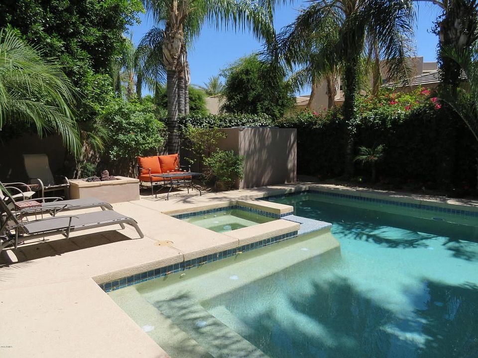 SPARKLING POOL