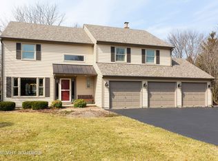 10005 Spring Dale Dr, Spring Grove, IL 60081