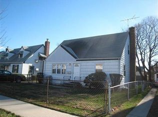 279 Plainview Rd, Hicksville, NY 11801