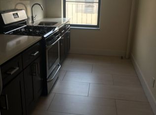 2261 42nd St APT C7, Astoria, NY 11105