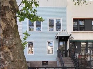 346 E 9th St APT 2R, Brooklyn, NY 11218