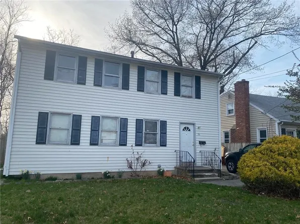 151 Rocco Ave, Pawtucket, RI 02860