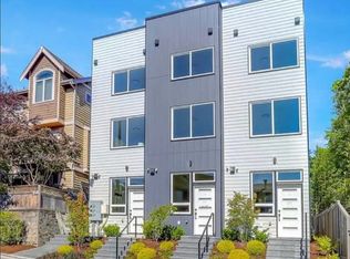 3840 Carr Pl N, Seattle, WA 98103