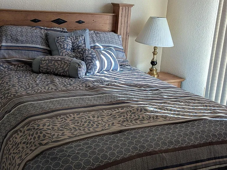 420 Acoma Blvd S #72 — Photo 24