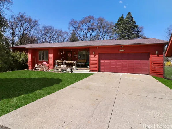 38058 N Harold Pl, Spring Grove, IL 60081