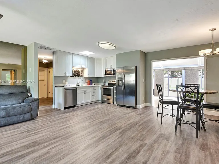 781 Little Pine Dr — Photo 16