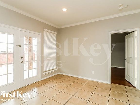4th image of 2280 Laurel Forest Dr