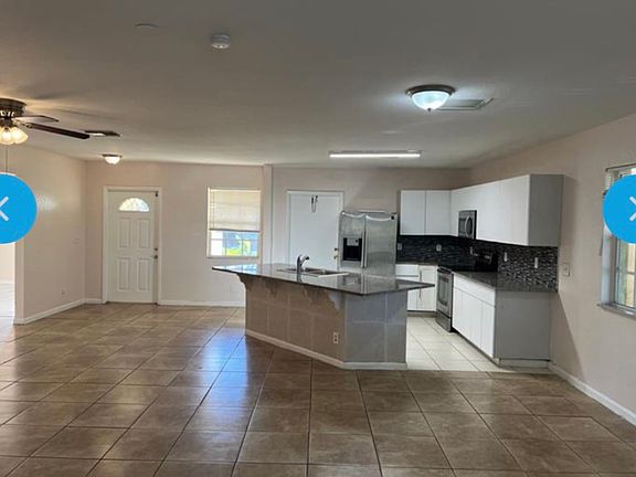 2nd image of 209 NW 7th Ave