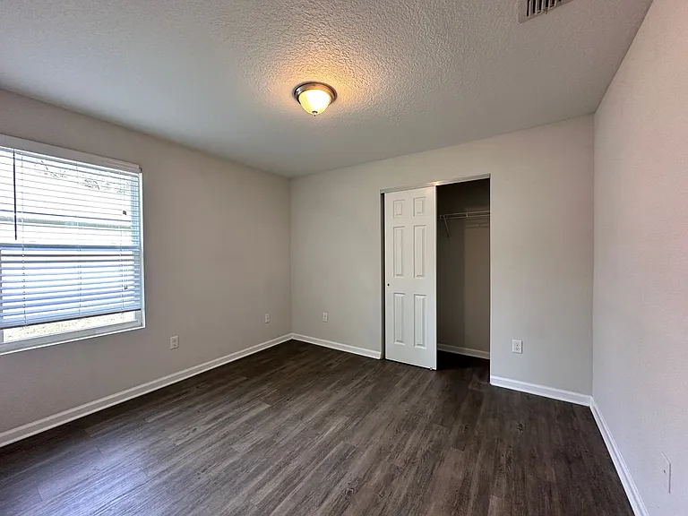 3460 Belfort Rd — Photo 11