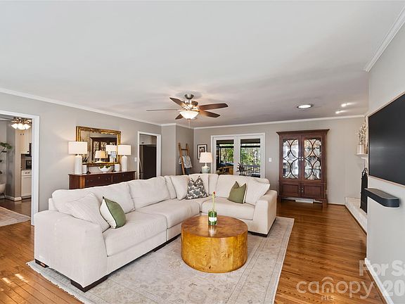 5th image of 138 Dovershire Rd