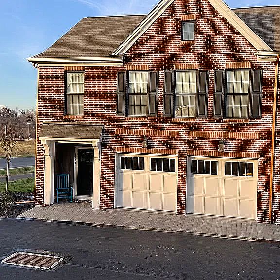 1st image of 1403 Woolford Way