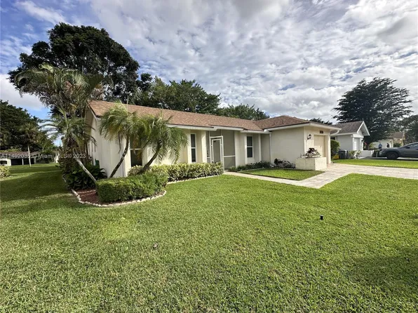 18076 Park Ter, Boca Raton, FL 33498