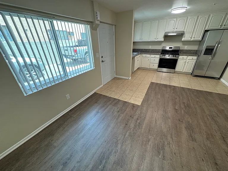 6842 Morella Ave #3 — Photo 17
