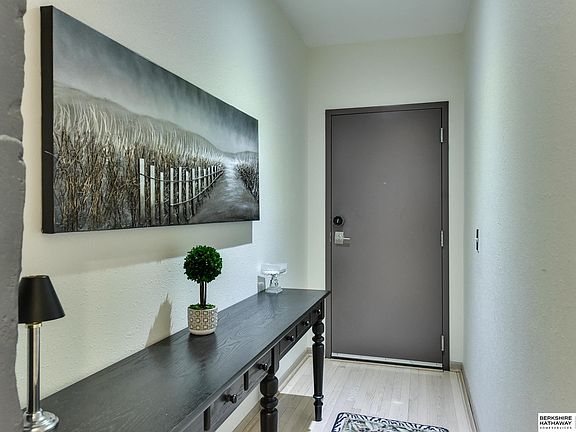 2nd image of 312 S 16th St APT 206