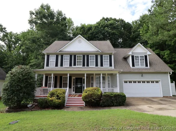 36 W Trafalgar Ct, Clayton, NC 27520