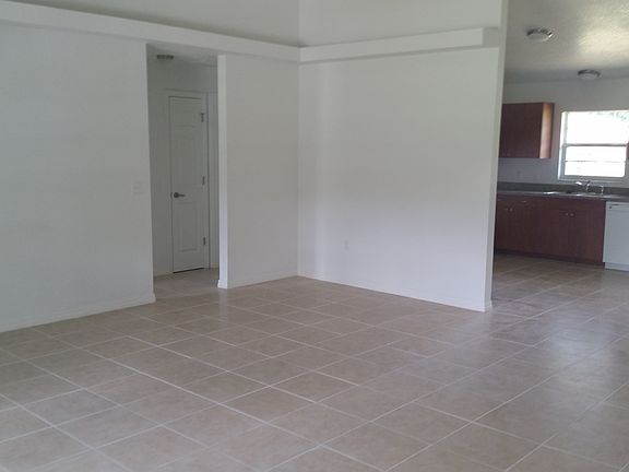 3rd image of 15464 Callista Ln
