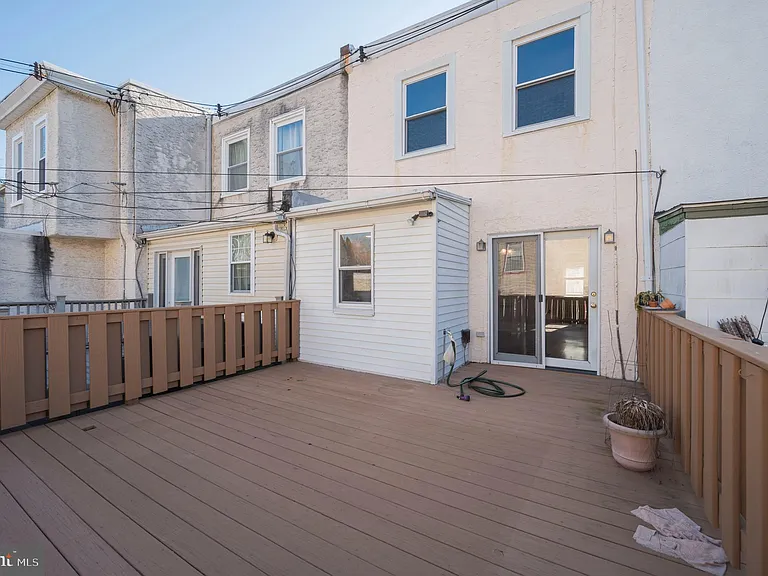 3319 Bowman St — Photo 16