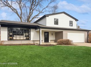 754 E Mill Valley Rd, Palatine, IL 60074