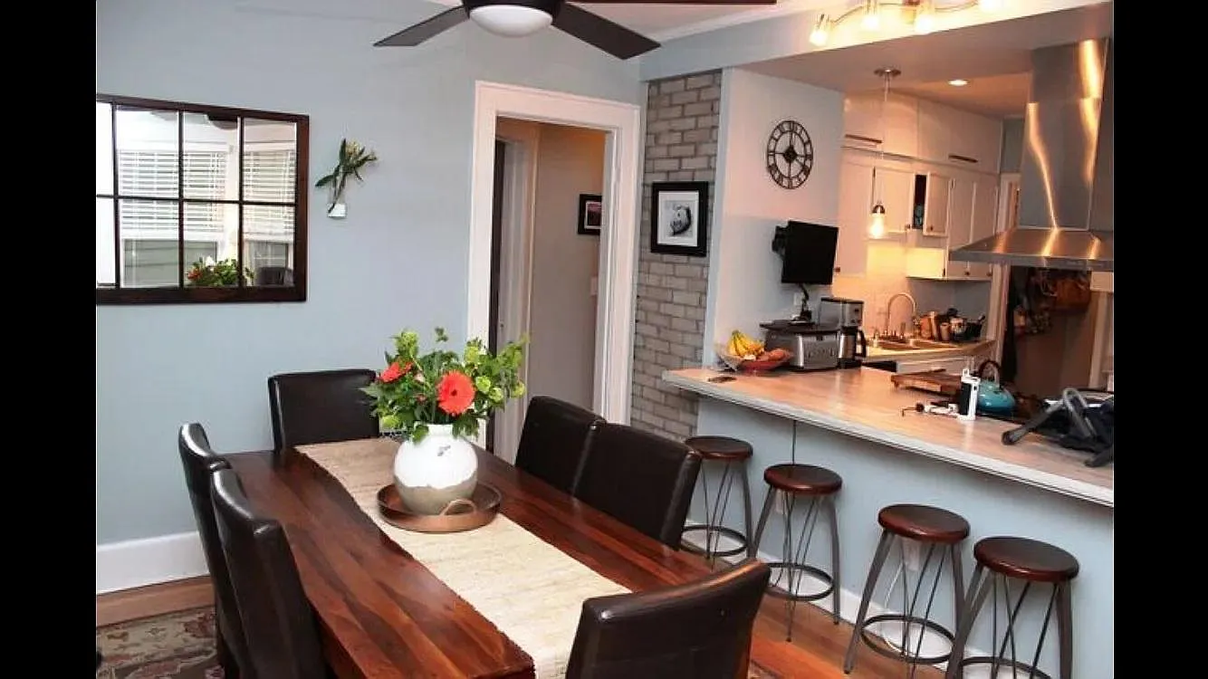 3 bed, 1850 sqft, $2,600 — Photo 3