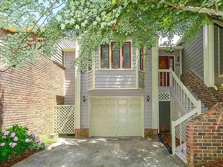 207 Mountain Ridge Dr SE — Photo 16