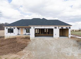 2050 Arbor Ridge Way, Janesville, WI