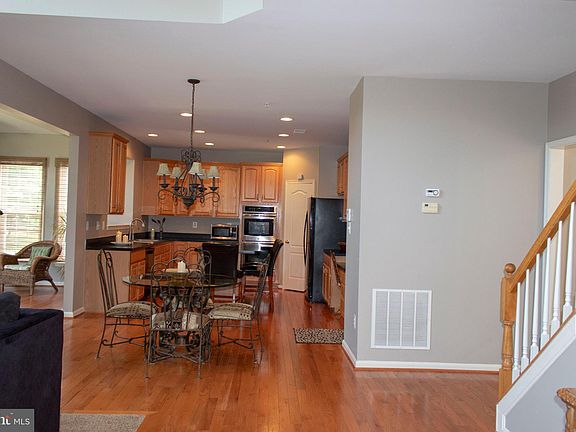5th image of 6100 Gold Yarrow Ln