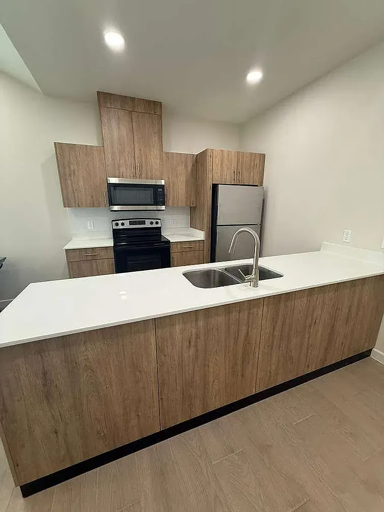 Building Photo - 500 Brito Ln