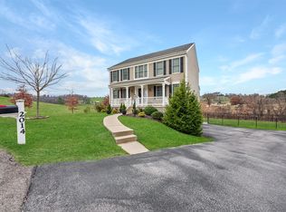 2014 White Oak Cir, Canonsburg, PA 15317