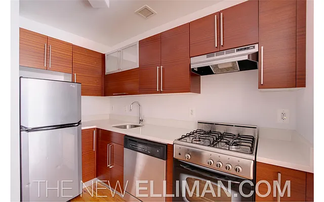 Rented by Douglas Elliman | media 28